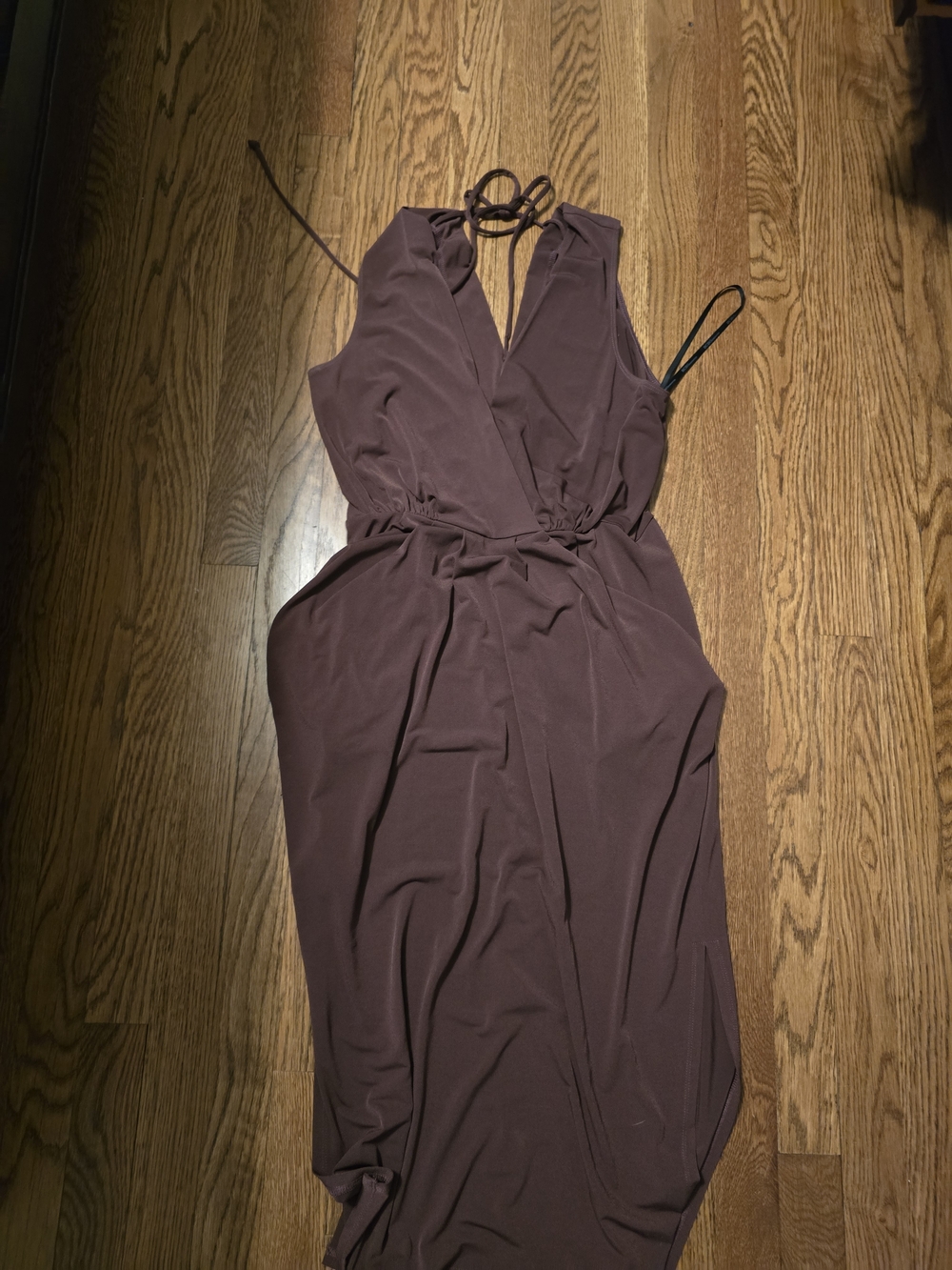 Sleeveless V-Neck Draped Midi Dress in Plum